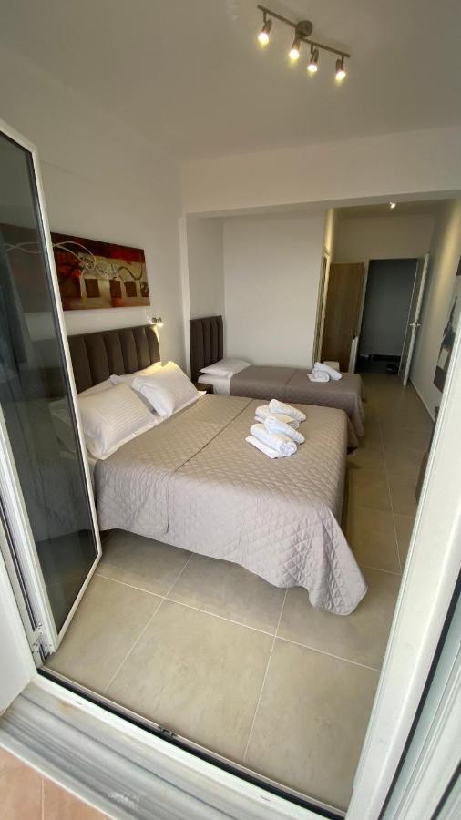 Vangjelis Hotel Himare Luaran gambar